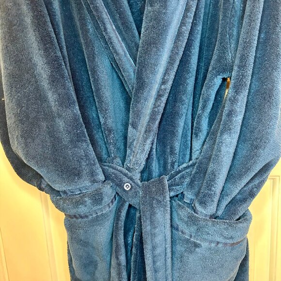 Men's Robe - Picture 5 of 7